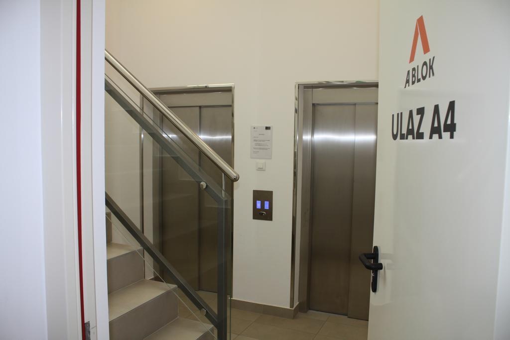 A Blok Apartments A1 ベオグラード エクステリア 写真